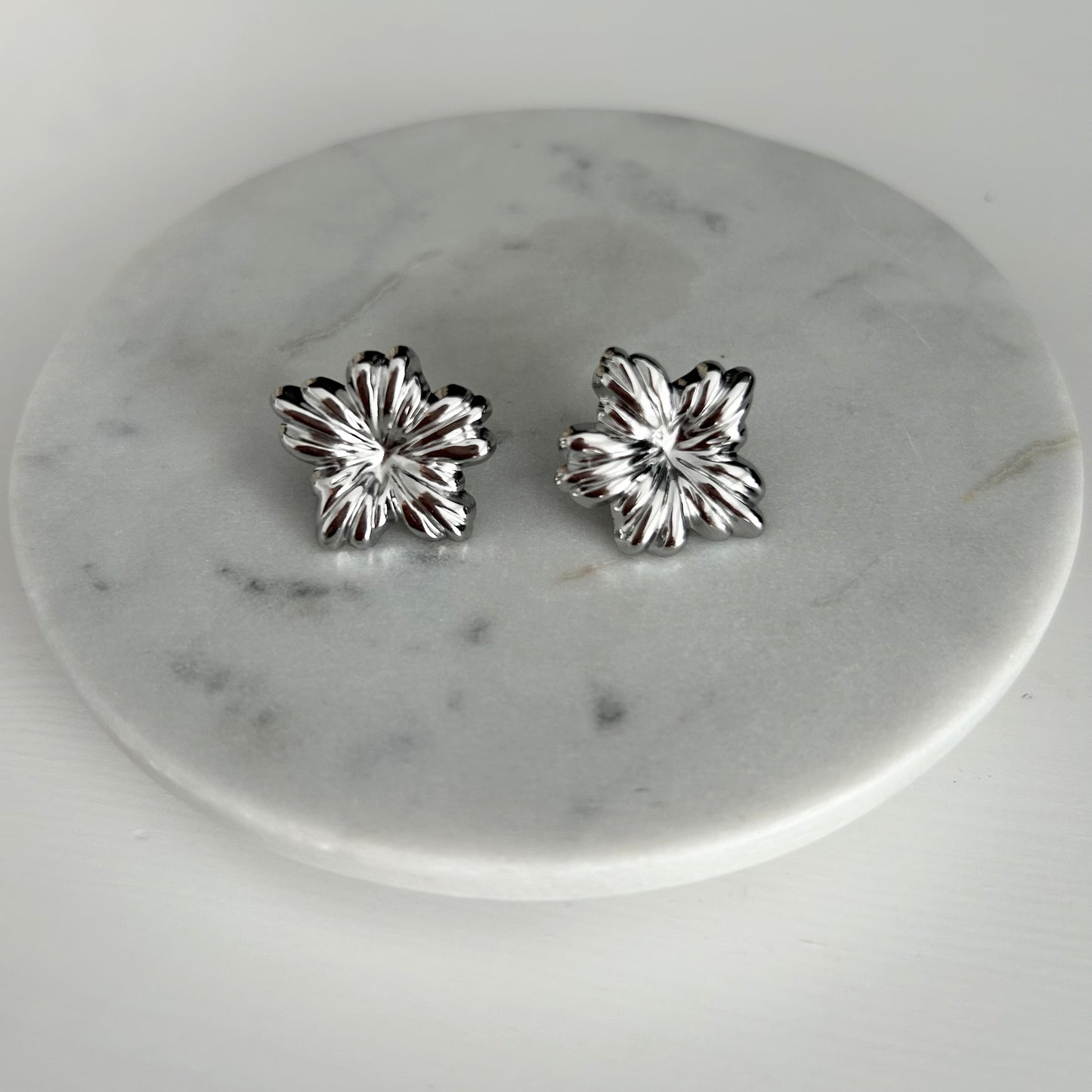 Boucles d’oreilles fleurs- argent
