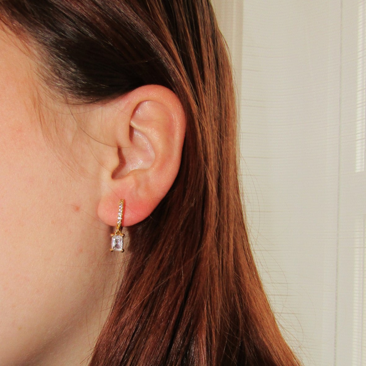 Boucles d'oreilles zircon- blanche