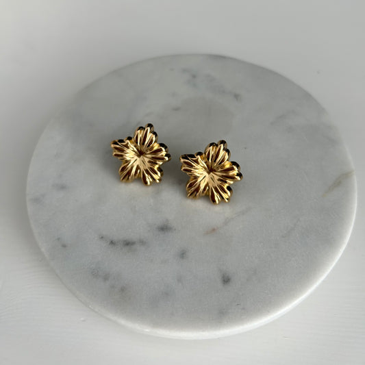 Boucles d’oreilles fleurs- or